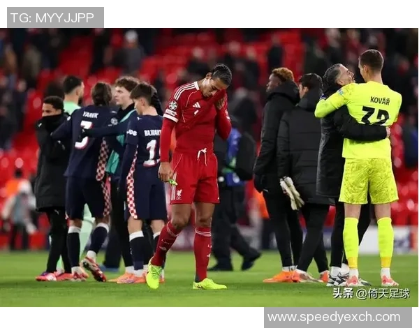 牛津联与伊普斯维奇激战正酣谁能在这场较量中笑到最后